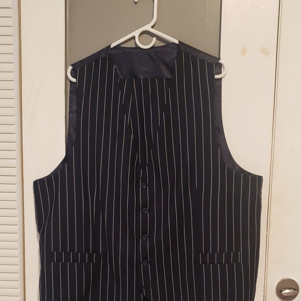 Navy Blue Chalk Strip Suit/3 Piece